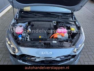 Kia Cee d Ceed Sportswagon Plug-in Hybrid Platinum Edition picture 16