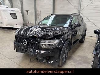 Volvo XC40 T3 R Design Sport 120KW Leder Navi picture 2