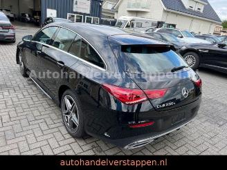 uszkodzony samochody osobowe Mercedes Cla-klasse 250E Shooting brake AMG Sport - Ambiente 2020/12