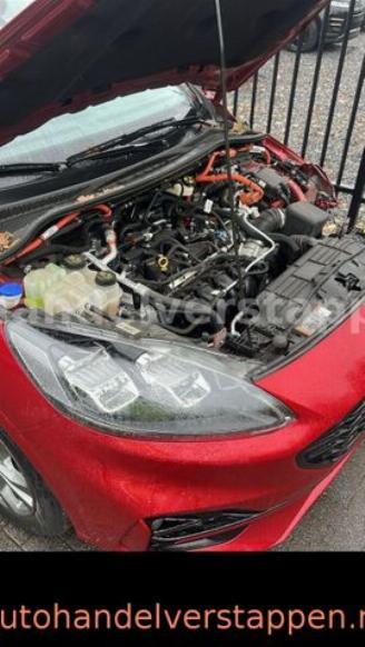 Ford Kuga Plug-In Hybrid ST-Line X picture 18