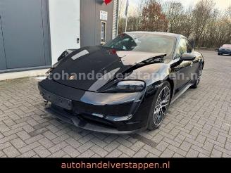 Porsche Taycan 350KW Panorama-Glasdach Leder 20zoll picture 2
