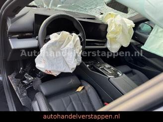 BMW 5-serie e M Sport Pro - Plug in Sedan Harman 220KW picture 26