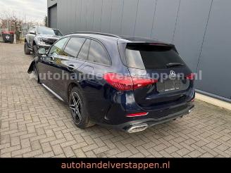 krockskadad bil auto Mercedes C-klasse  2022/10