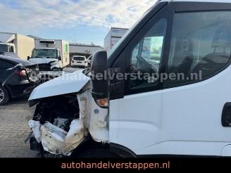 Iveco Daily 35C16 HI-MATIC KLIMA Fahrgestell picture 8