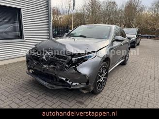krockskadad bil auto Mercedes EQC 400 4Matic AMG Sport 300KW 2020/11