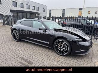 Porsche Taycan Sport Turismo Matrix Sport-Chrono-Paket picture 16