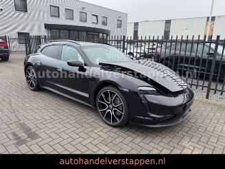 skadebil auto Porsche Taycan Sport Turismo Matrix Sport-Chrono-Paket 2023/4