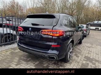 uszkodzony samochody osobowe BMW X5 xDrive 45e M Sport 290KW Airmatic HUD 2022/9