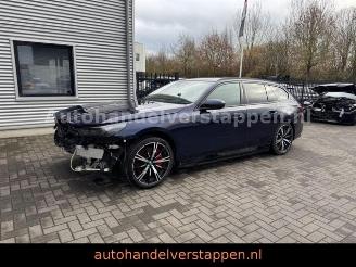 BMW i5 Touring 40 eDrive M Sport Pro Paket picture 7