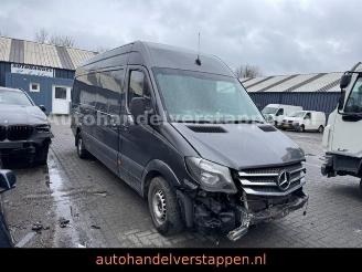 krockskadad bil bedrijf Mercedes Sprinter II Kasten 319 CDI Bleutec Euro6 MAXI 2017/3