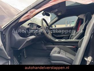 Porsche Taycan Sport Turismo GTS Bose Panorama glass picture 22