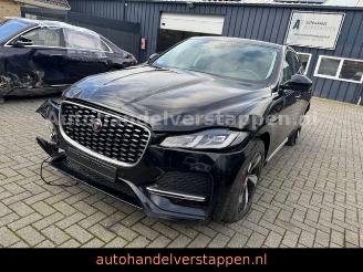 Jaguar F-Pace S P400e AWD Plug-In Hybrid picture 7