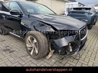 Jaguar F-Pace S P400e AWD Plug-In Hybrid picture 6