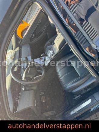 Land Rover Range Rover Evoque R-Dynamic SE P300e picture 44