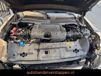 Land Rover Defender 90 Hard Top X-Dynamic SE D250 picture 20