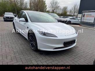 krockskadad bil auto Tesla Model 3 Highland 208KW Pano CAM Leder 2024/12