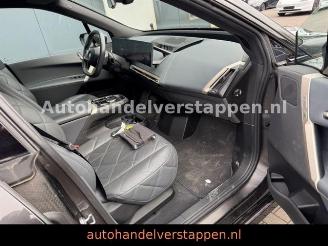 BMW iX 40 xDrive 240KW Sky Lounge picture 19