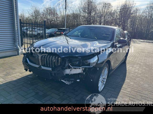 BMW i5 Limousine 40 eDrive 250KW Cockpit Plus Panora