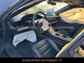 Porsche Taycan 350KW Panorama Leder CAM 93KWH picture 29
