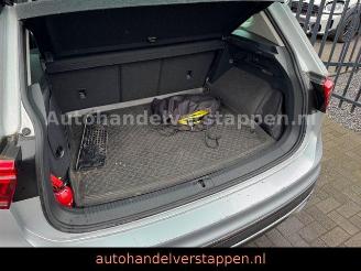Volkswagen Tiguan Elegance eHybrid Panorama picture 13