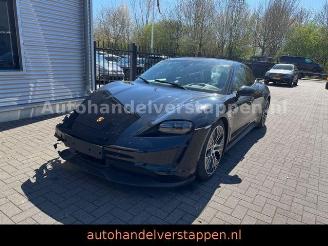 škoda osobní automobily Porsche Taycan Sport Chrono Bose ACC GlasDach 93KWH 2021/8