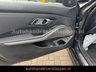 BMW 3-serie d Touring Sport Line 110KW Leder Navi LED picture 33