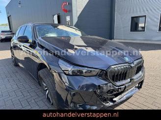 skadebil auto BMW i5 Touring 40eDrive 250KW M Sport AHK Harman 2024/7