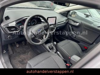 Ford Puma EcoBoost Hybrid 92kW Titanium Design picture 18