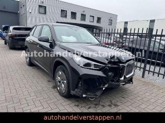 skadebil auto BMW iX1 20eDrive 150KW Harman LED Premium-Paket 2024/7