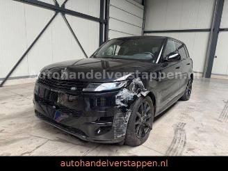 krockskadad bil auto Land Rover Range Rover sport SE P460e Pano Meridian 2024/2