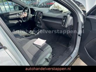 Volvo C-40 Core Recharge Pure Electric 82KWH Panorama picture 21