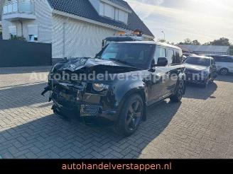 krockskadad bil auto Land Rover Defender 110 D250 3.0L X-Dynamic SE Pano BLACK P 2023/9