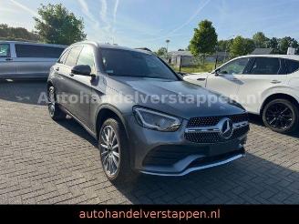 krockskadad bil auto Mercedes GLC 300e 235KW 4Matic AMG Sport 2021/9