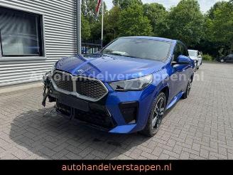 skadebil auto BMW iX2 30 xDrive M Sport 230KW Harman NAVI AHK 2025/7