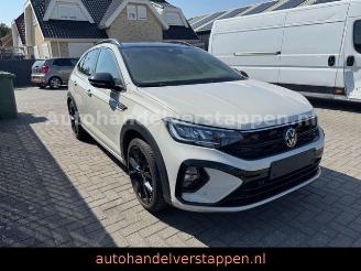 krockskadad bil auto Volkswagen Taigo R-Line DSG TSI IQ.DRIVE-Paket 2023/6