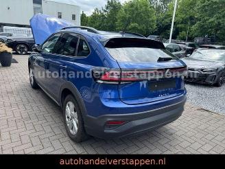krockskadad bil auto Volkswagen Taigo Life 81KW TSI Business  Full LED IQ.DRIVE- 2022/6