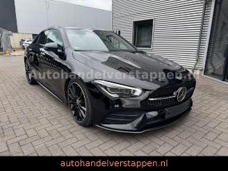 damaged passenger cars Mercedes Cla-klasse 180 d Aut. AMG SPORT Pano 2022/12