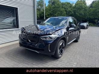 Unfallwagen BMW iX3 Impressive 210KW Pano Harman Leder AHK VOLL 2021/4