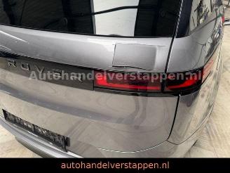 Land Rover Range Rover sport Autobiography P550e picture 4
