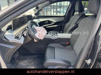 Peugeot 3008 Hybrid 145 Allure Automatik 2026 picture 17