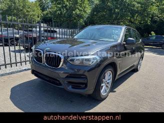 skadebil auto BMW X3 xDrive 30e Advantage 215KW Plug in Hybrid 2021/6