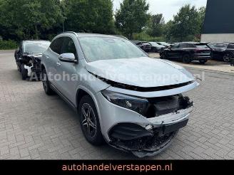Unfallwagen Mercedes EQA 300 4Matic 168KW AMG Sport Panorama 2024/11