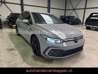 Schadeauto Volkswagen Golf VIII Lim. GTI DSG 180KW ''Mondsteingrau'' 2023/10