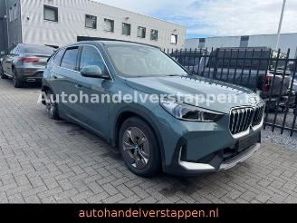BMW iX1 30 xDrive 230KW LUXURY Harman LED picture 2