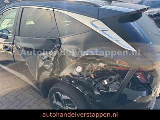 Hyundai Tucson 1.6 T-GDI 132kW 48V SHINE DCT 4WD picture 6
