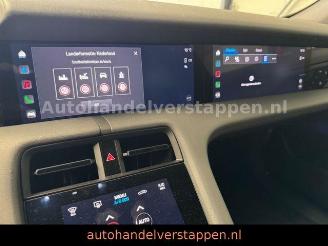 Porsche Taycan Matrix Panorama ACC Leder picture 30