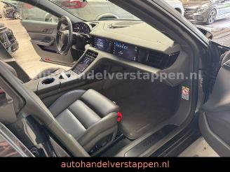 Porsche Taycan Matrix Panorama ACC Leder picture 22