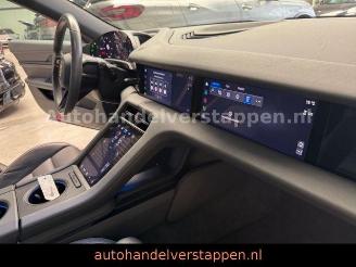 Porsche Taycan Matrix Panorama ACC Leder picture 28