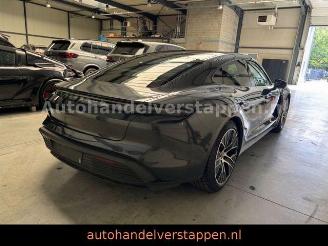 Porsche Taycan Matrix Panorama ACC Leder picture 5