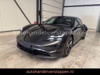 Porsche Taycan Matrix Panorama ACC Leder picture 4